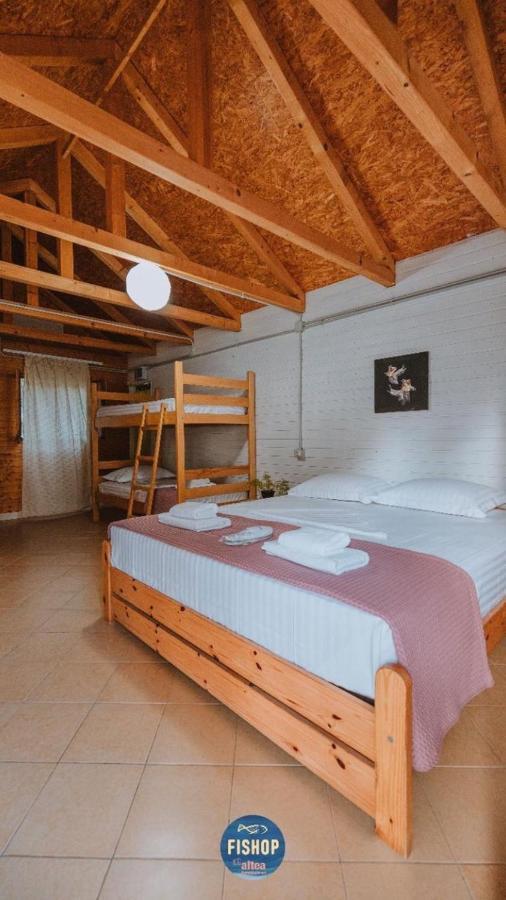 Lodge Fishop At Altea Dhërmi